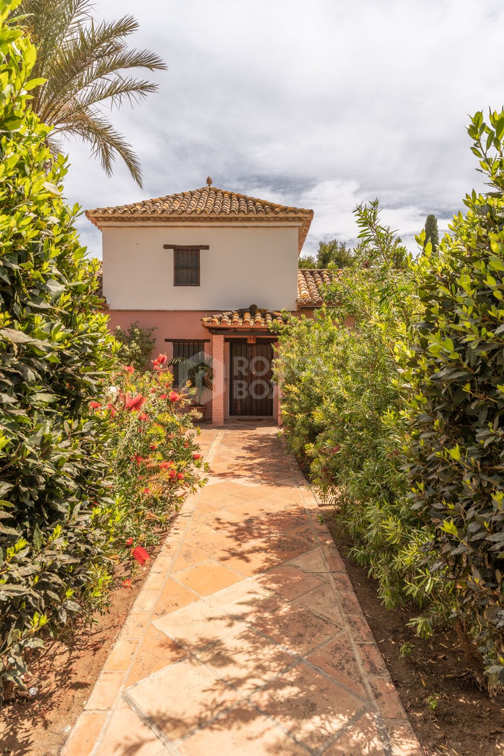 Stunning Equestrian Estate Near Sotogrande