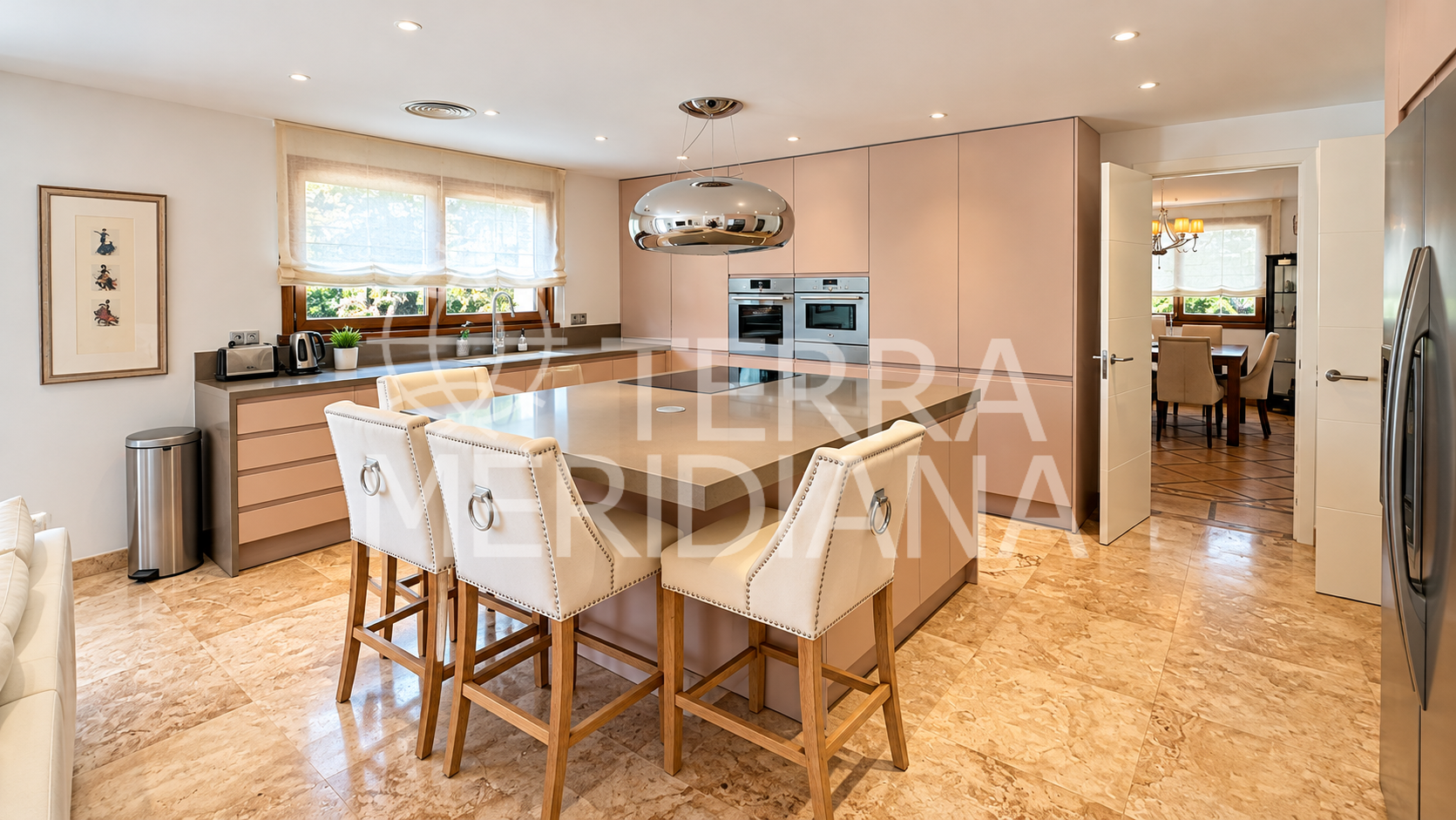 Villa in Sotogrande Costa, Sotogrande