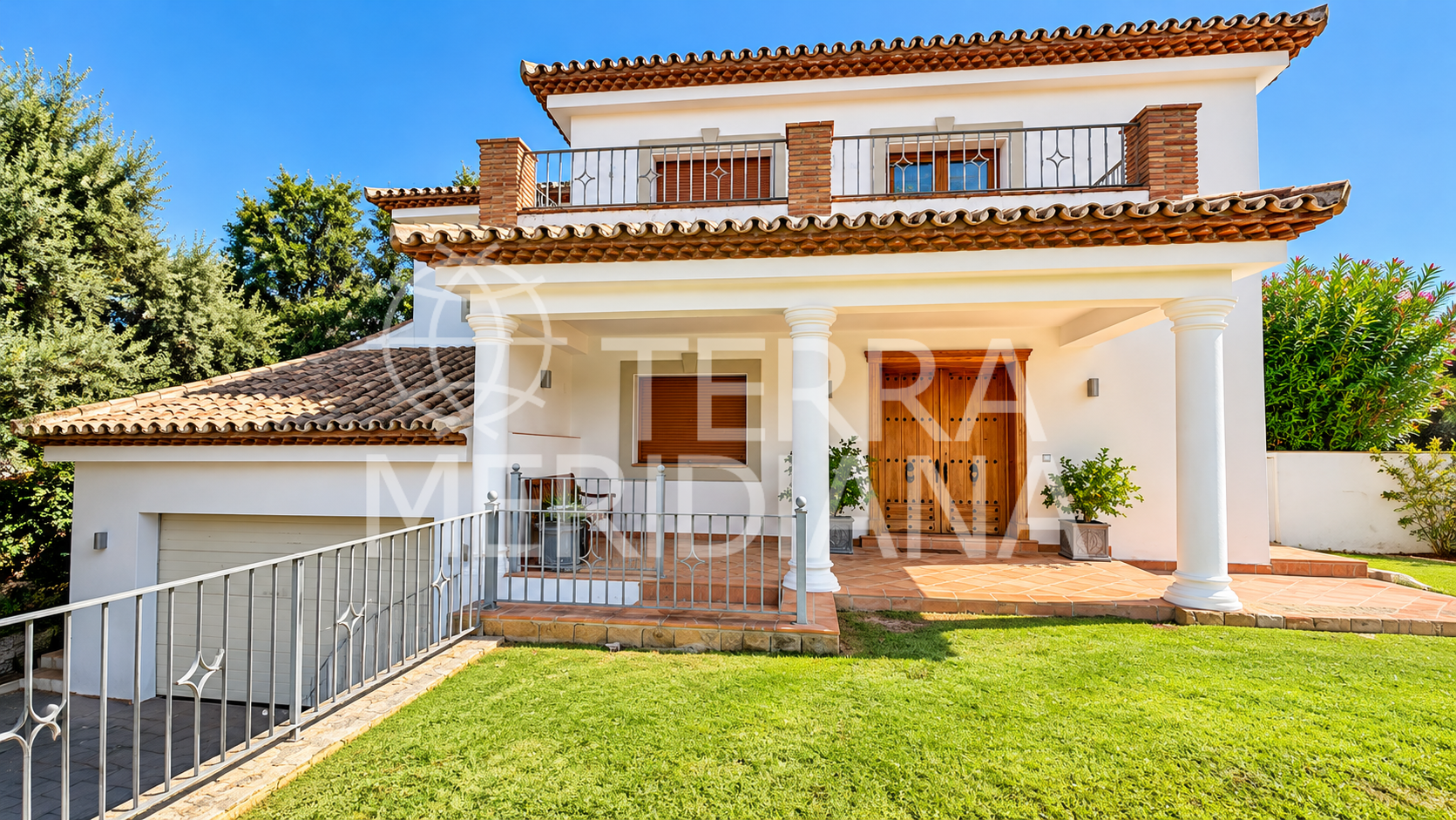 Villa in Sotogrande Costa, Sotogrande