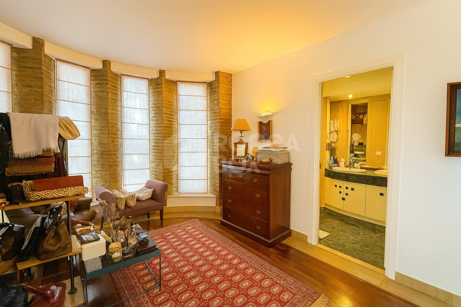 Elegant Villa with Private Garden and Pool in Sotogrande Alto Central