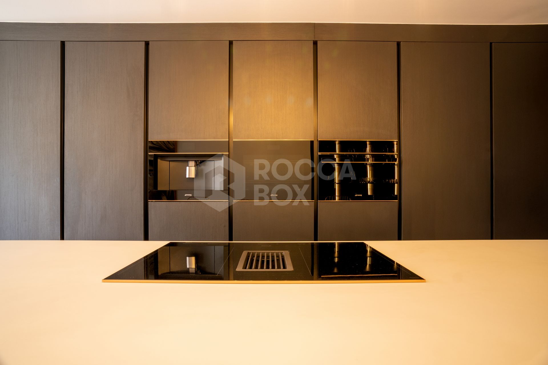 Luxuriously renovated apartment in Ribera de la Romana in the marina of Sotogrande