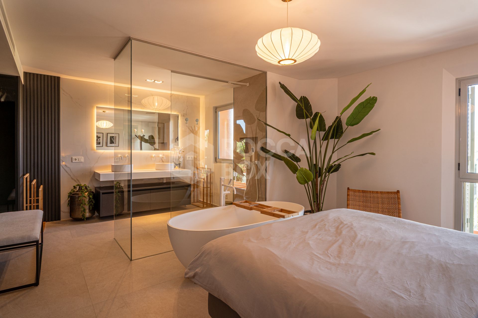 Luxuriously renovated apartment in Ribera de la Romana in the marina of Sotogrande