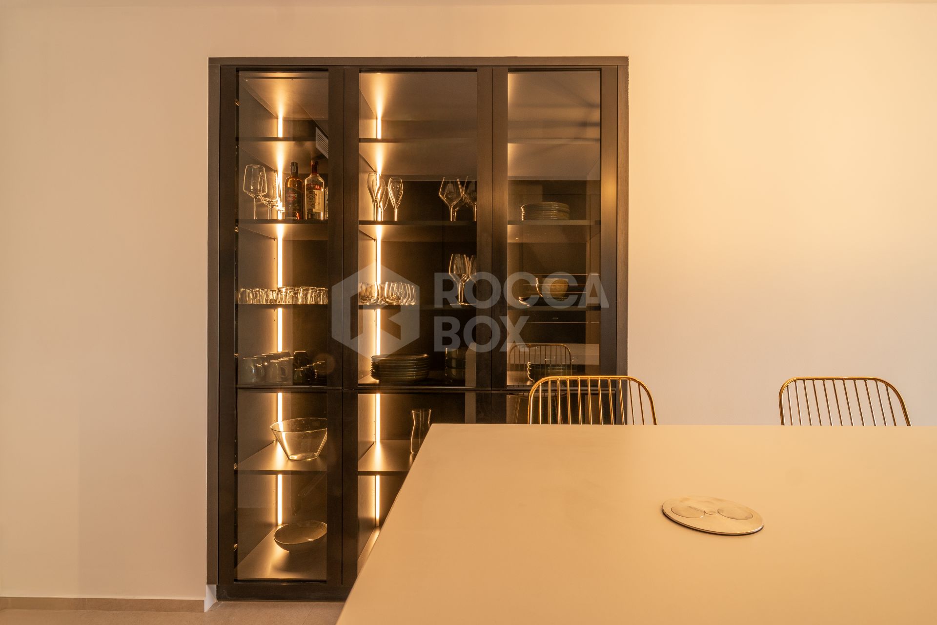 Luxuriously renovated apartment in Ribera de la Romana in the marina of Sotogrande