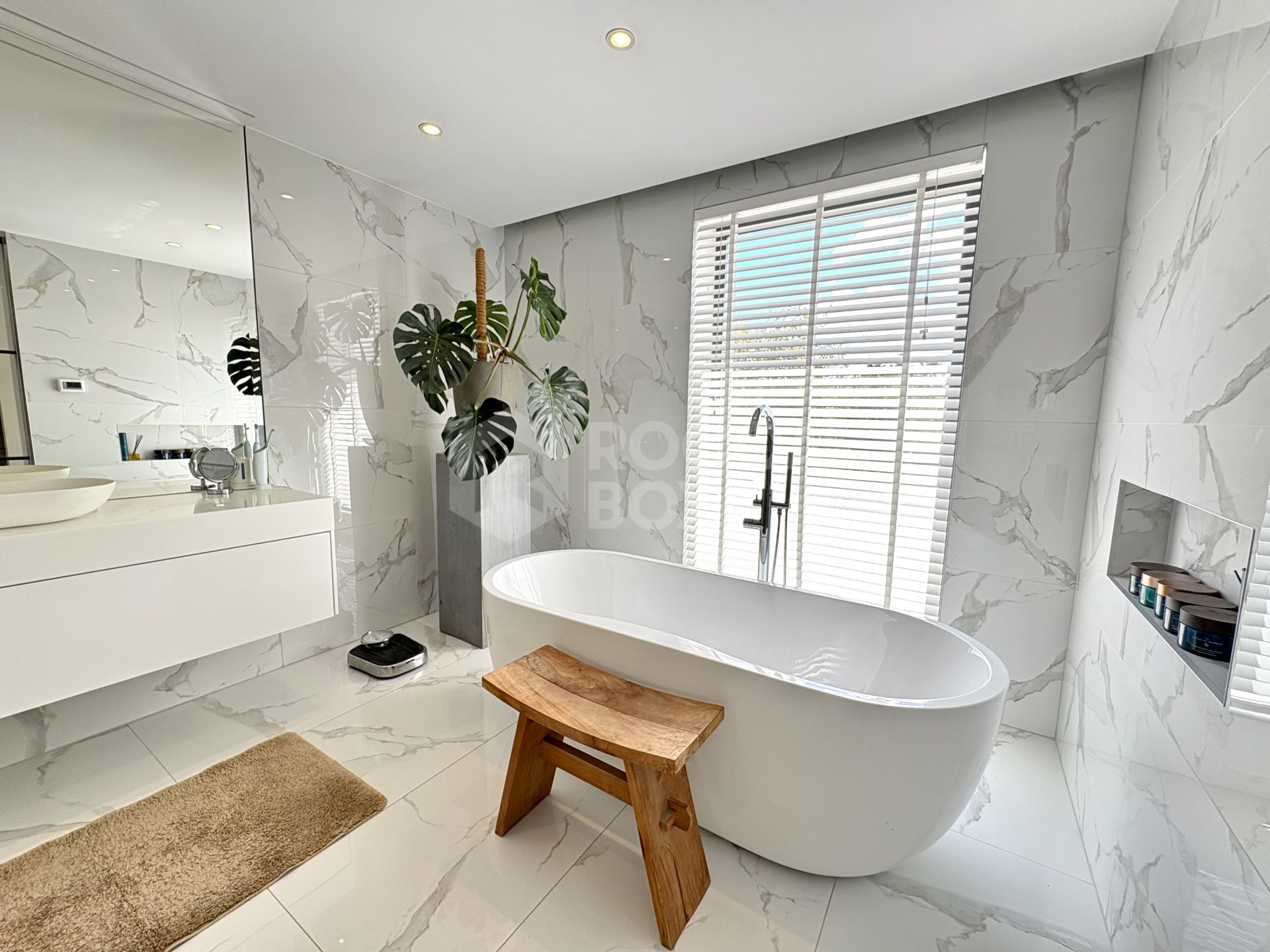 Luxury contemporary Villa in Zona D in Sotogrande for sale