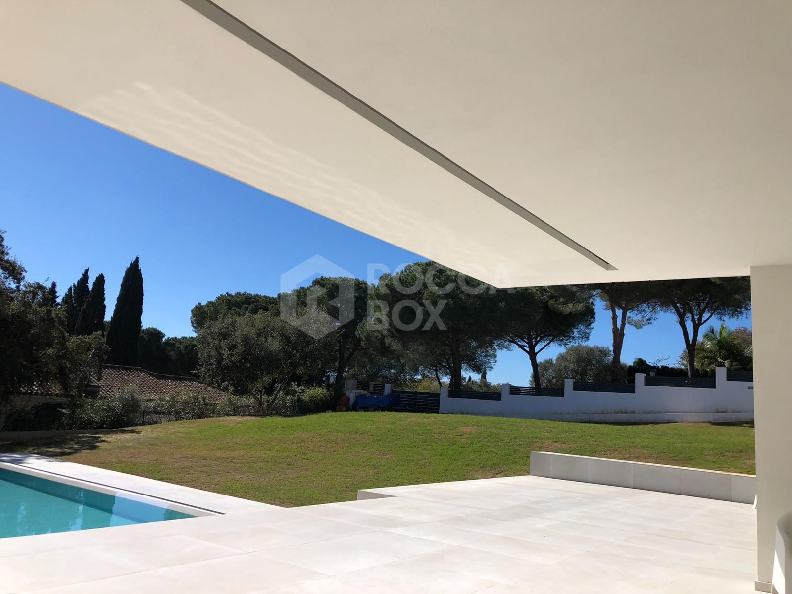 Luxury contemporary Villa in Zona D in Sotogrande for sale