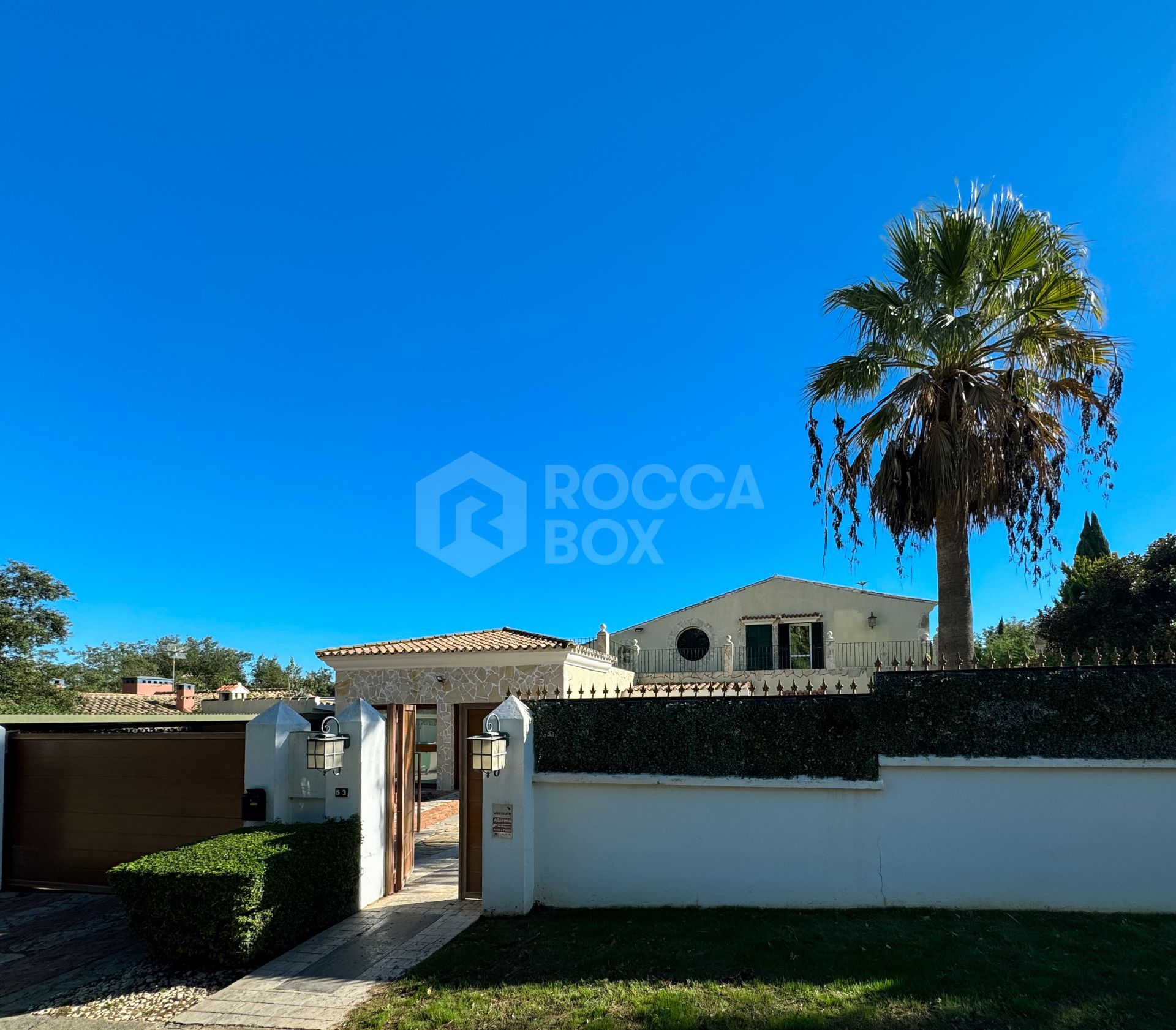 Spacious family villa in the sought after C Zone of Sotogrande for sale