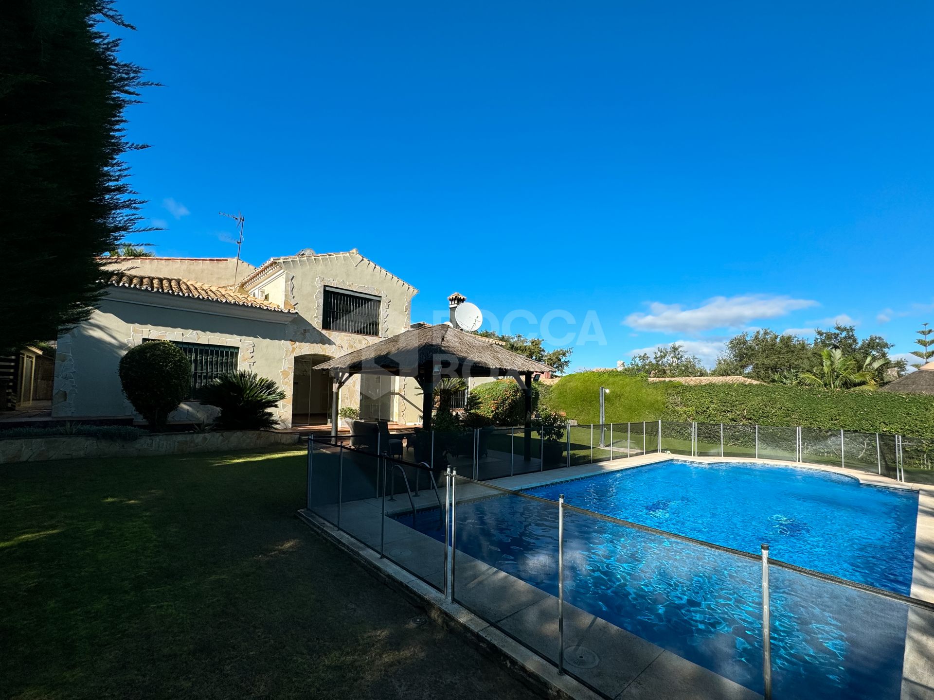 Spacious family villa in the sought after C Zone of Sotogrande for sale