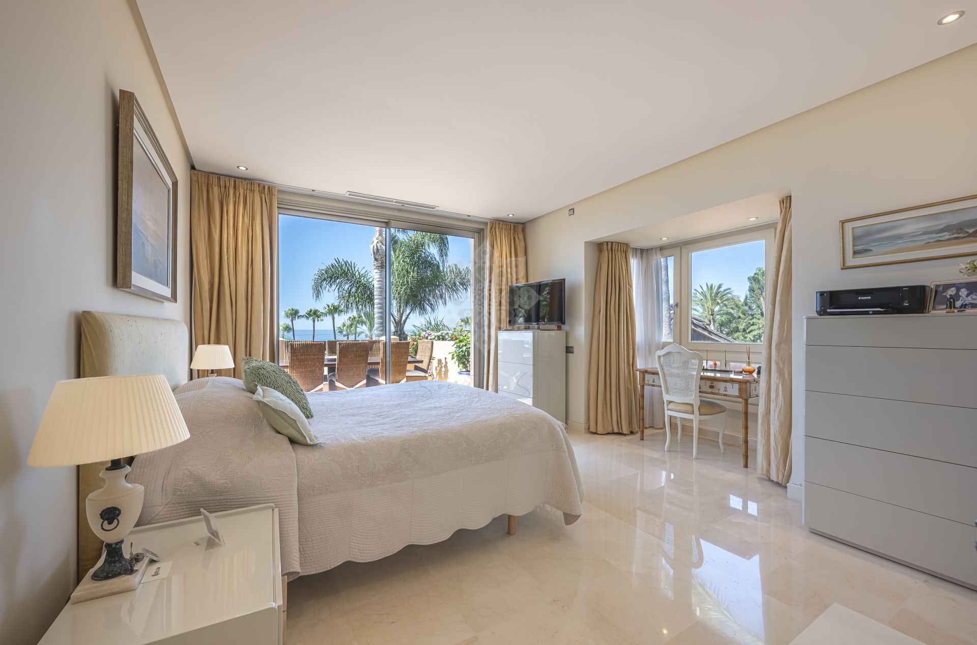 Penthouse in Mansion Club, Marbella