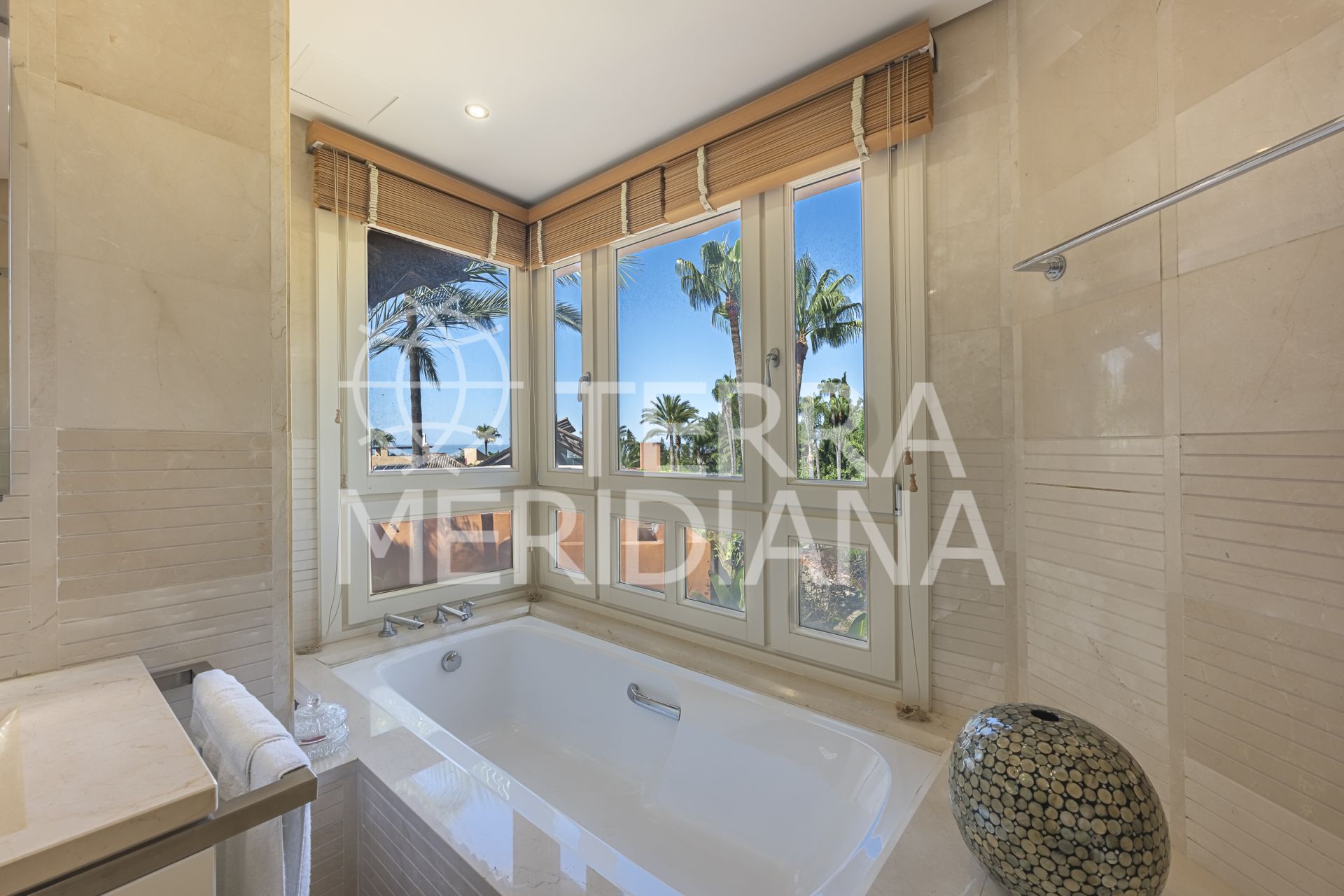 Penthouse in Mansion Club, Marbella