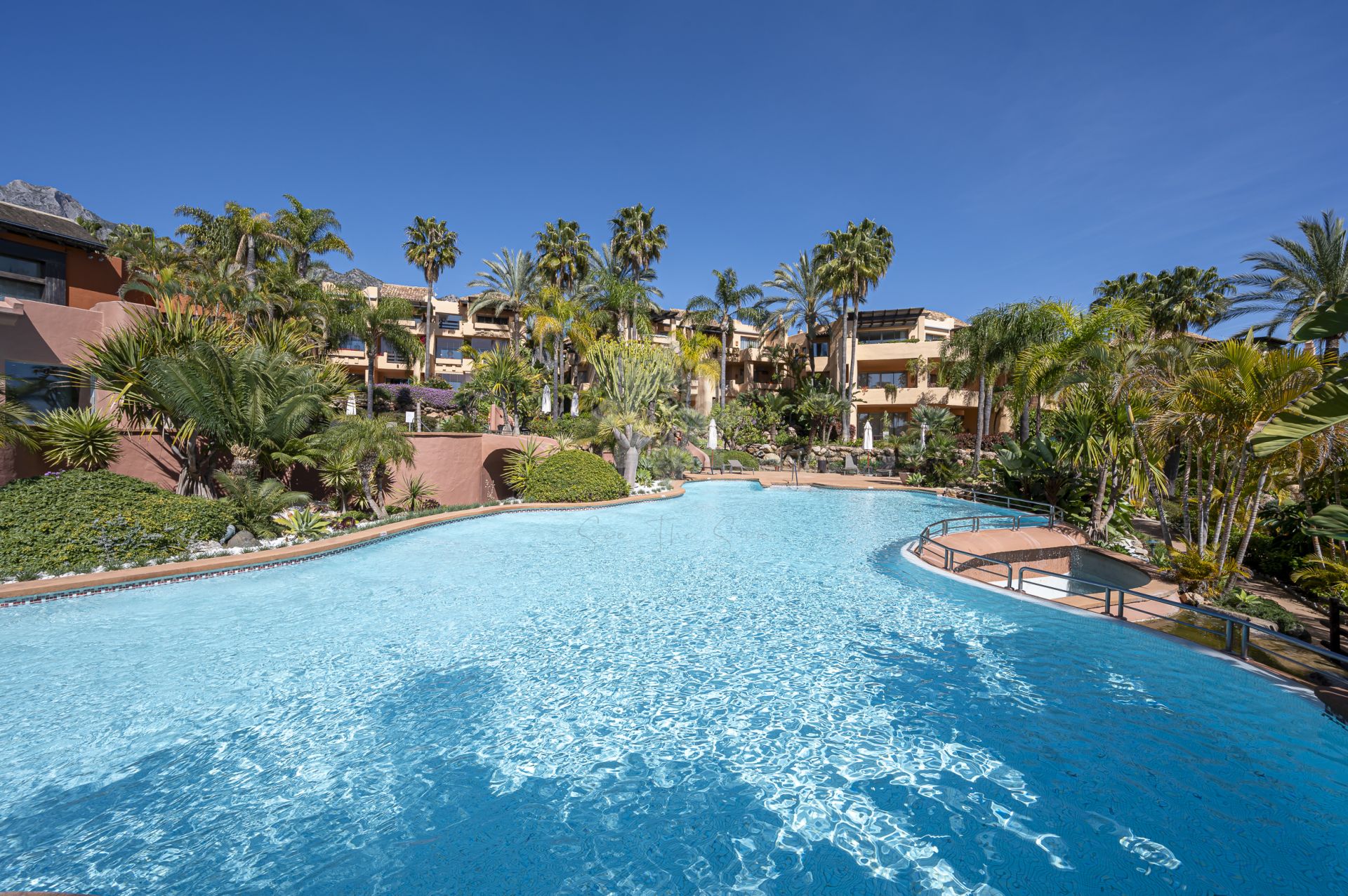 Penthouse in Mansion Club, Marbella