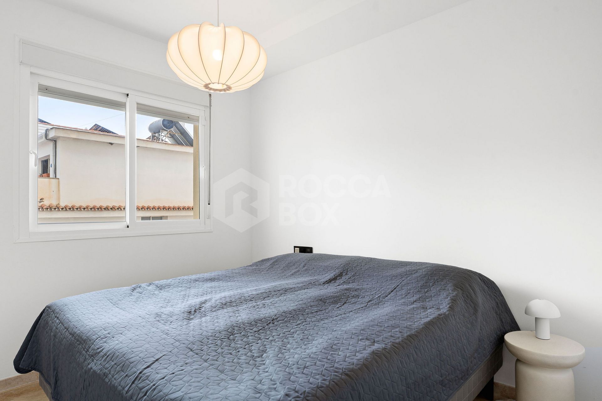 Welcome to this apartment in Torreblanca - situated just 200 meters from the beach!