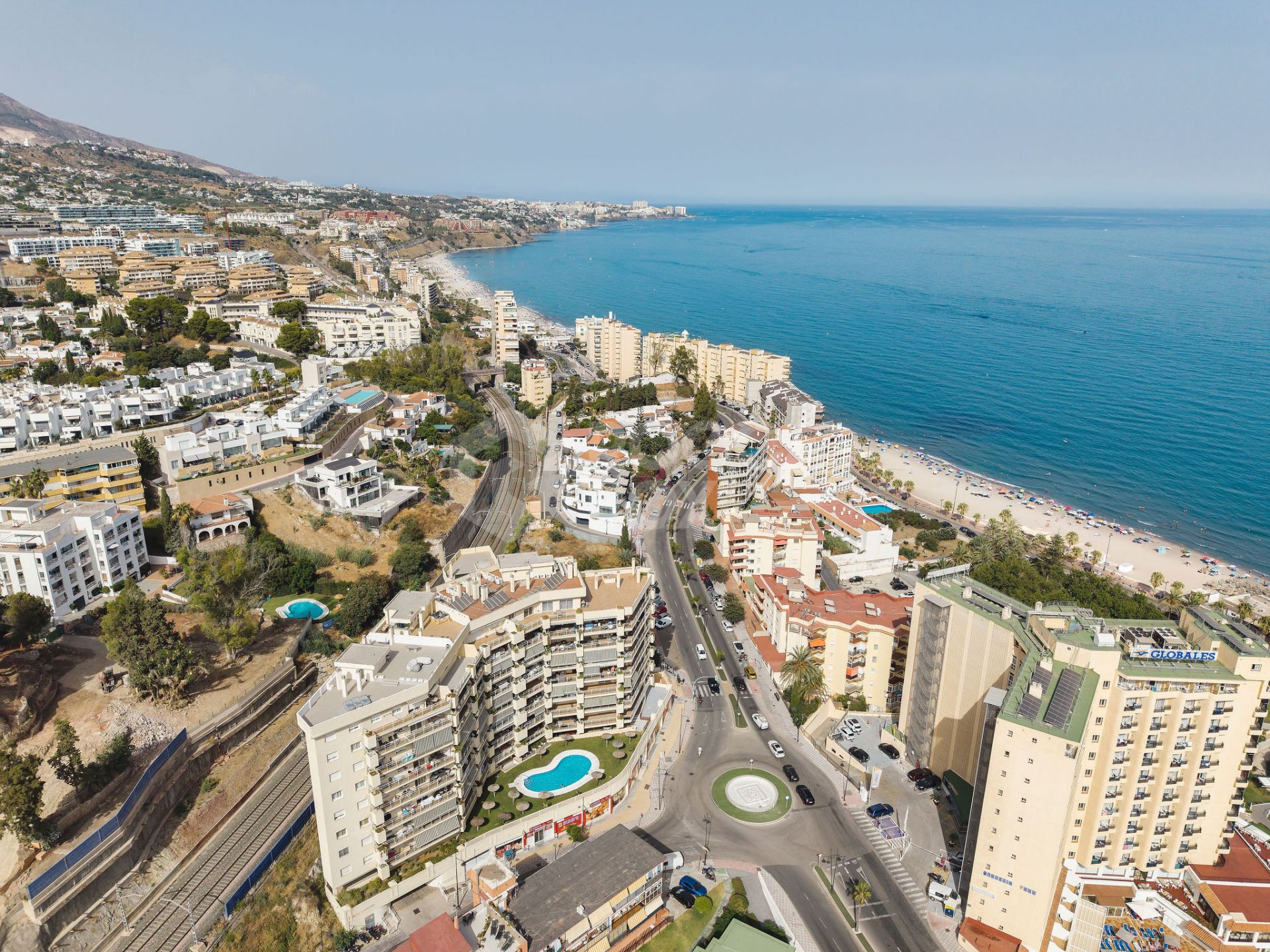 Welcome to this apartment in Torreblanca - situated just 200 meters from the beach!