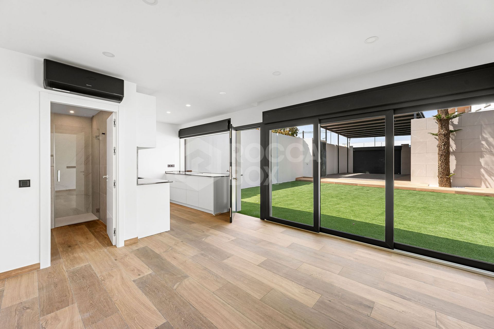 Stunning Renovated 4-Bedroom Villa with Private Pool in Prime Urbanization!