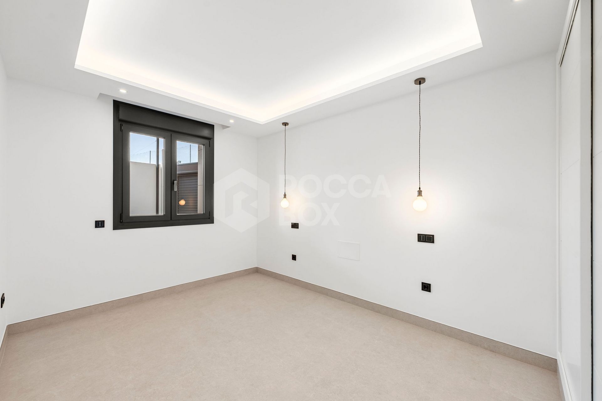 Stunning Renovated 4-Bedroom Villa with Private Pool in Prime Urbanization!