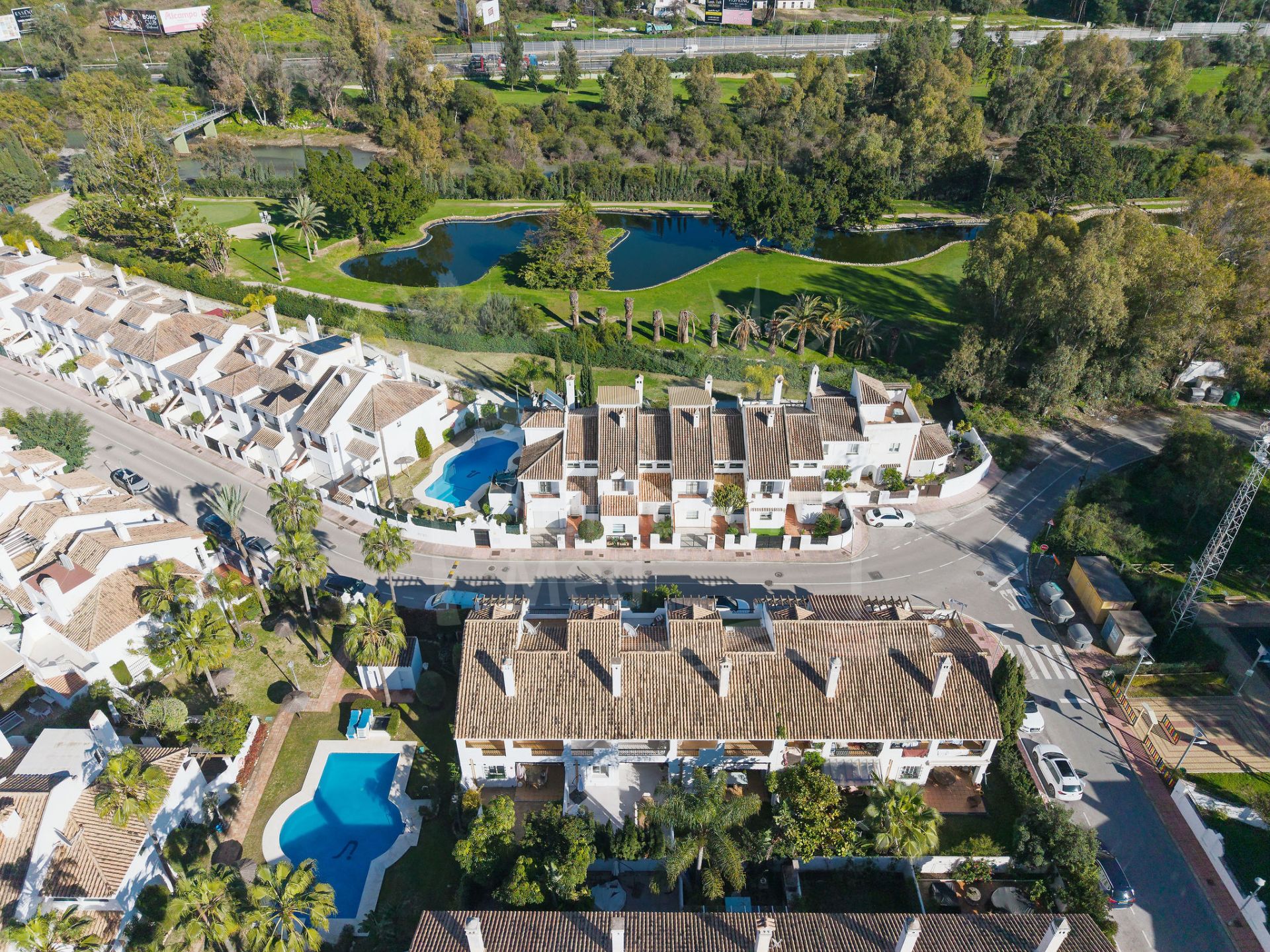 Maison de Ville à vendre dans Los Naranjos de Marbella, Nueva Andalucia