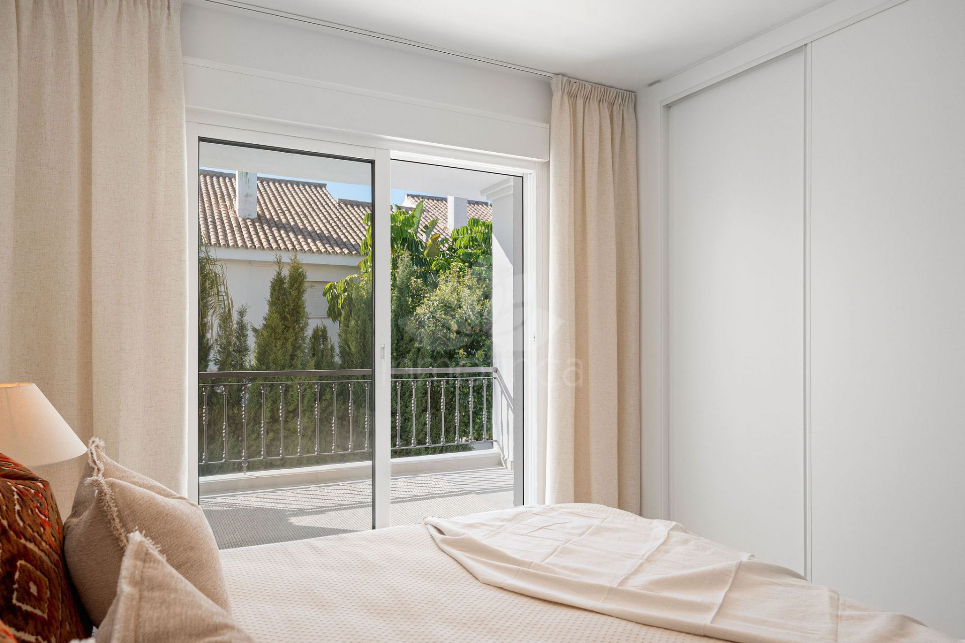 Town House in Los Naranjos de Marbella, Marbella