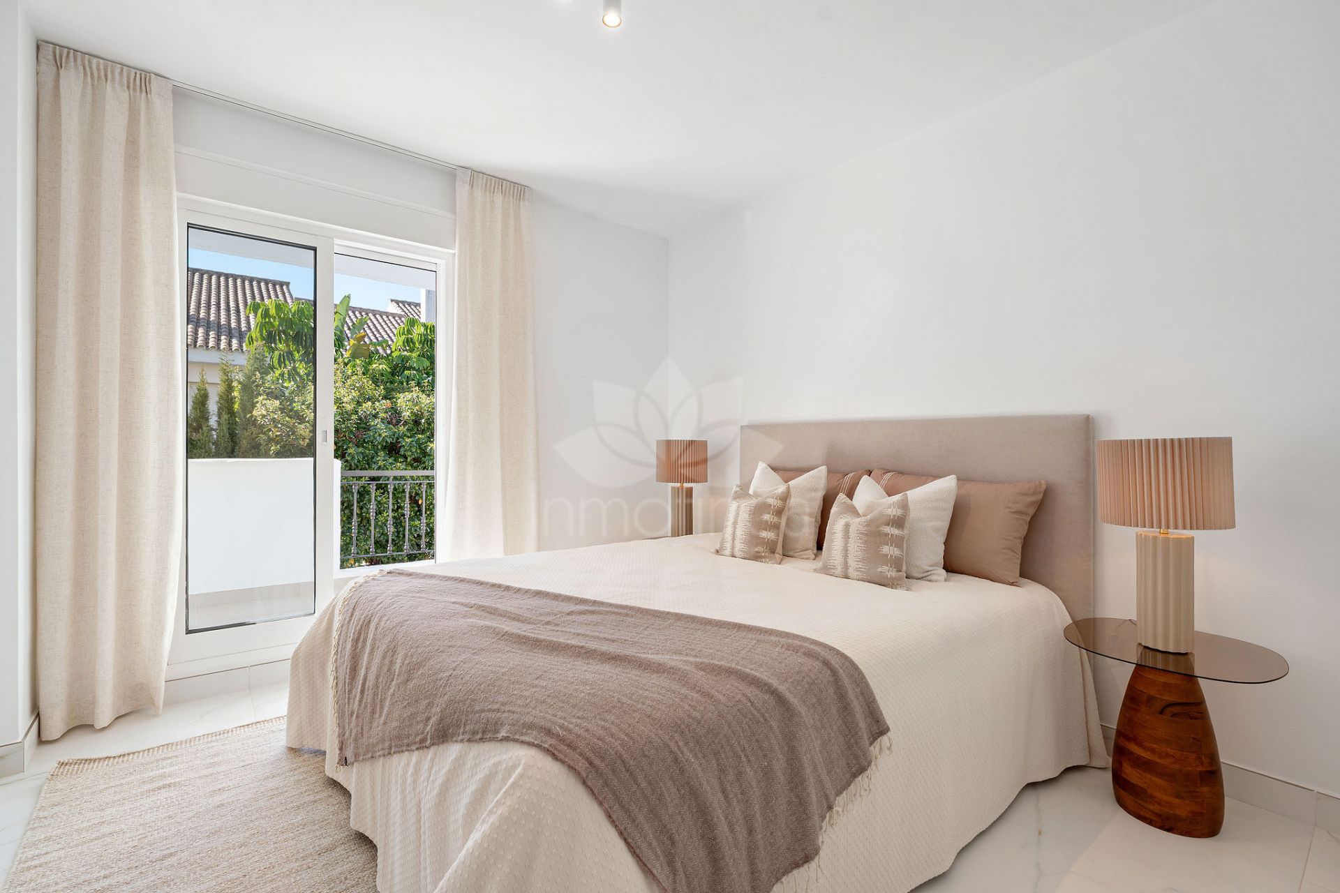 Town House in Los Naranjos de Marbella, Marbella