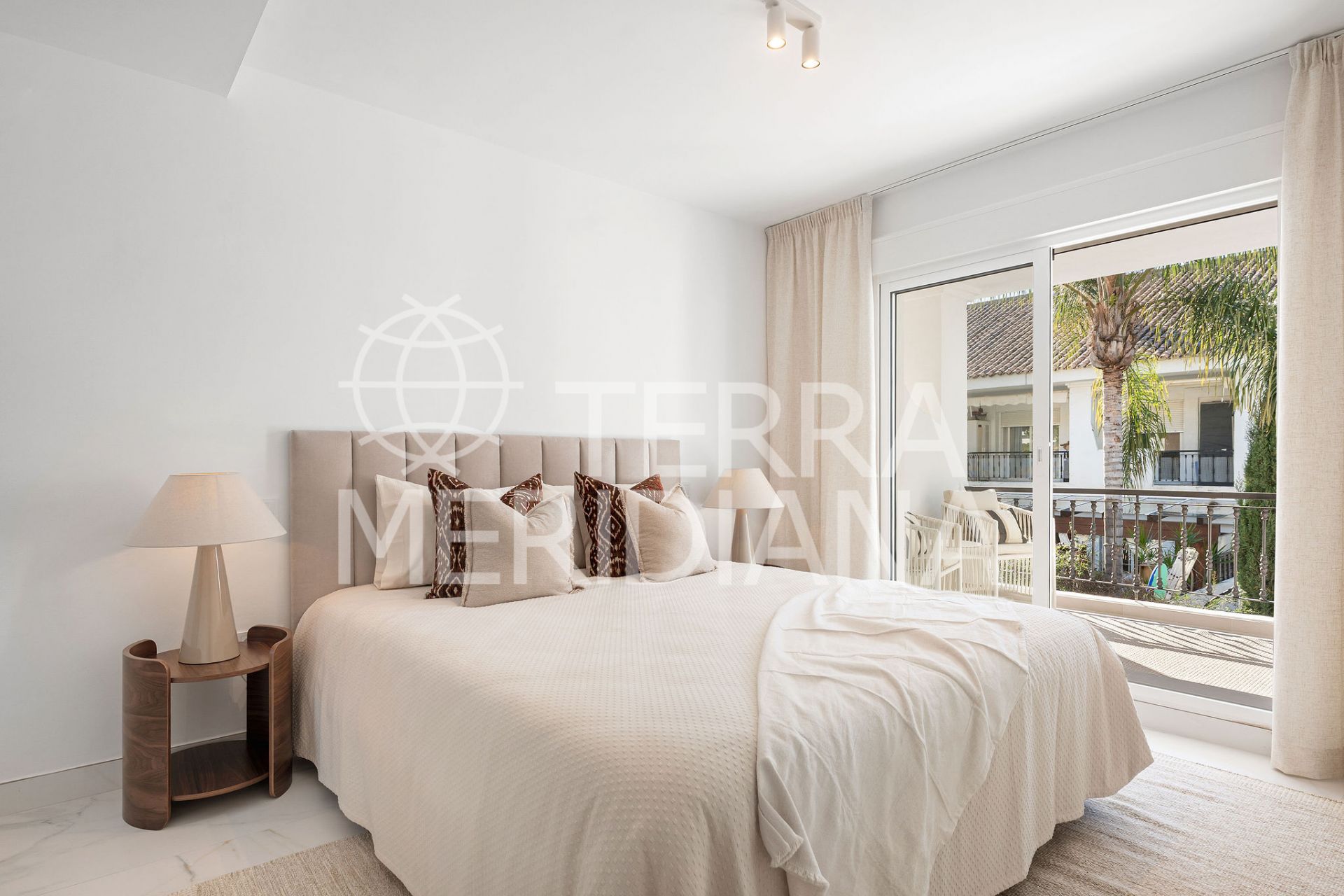 Town House in Los Naranjos de Marbella, Marbella