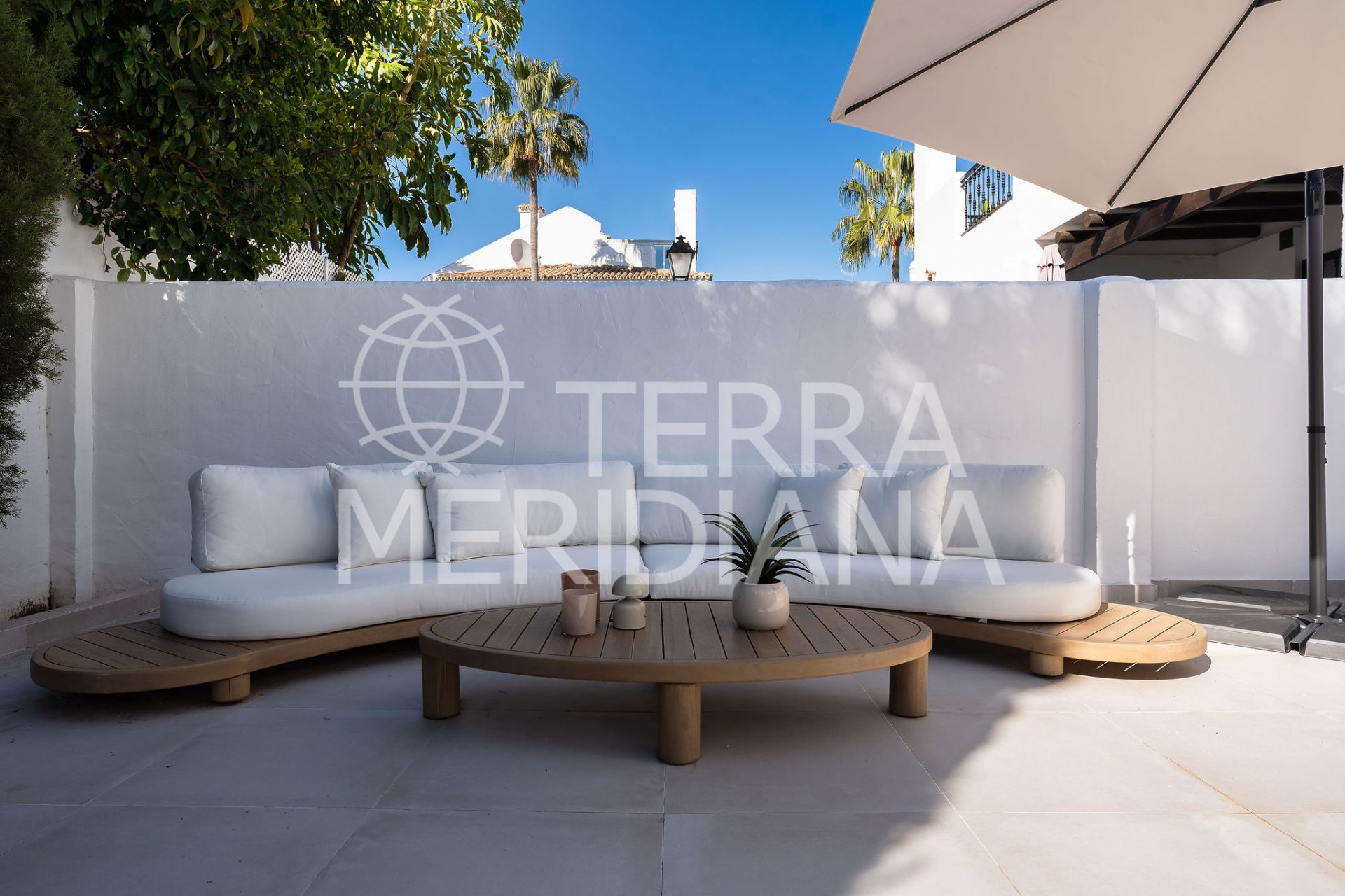Town House in Los Naranjos de Marbella, Marbella