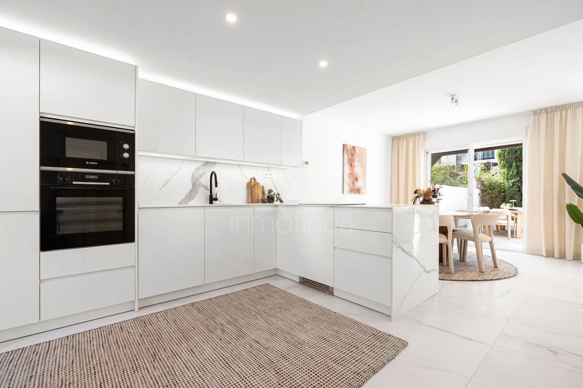 Town House in Los Naranjos de Marbella, Marbella