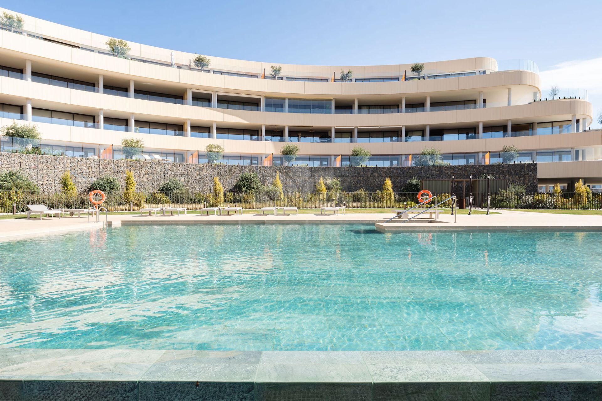 Apartment in El Higueron, Fuengirola