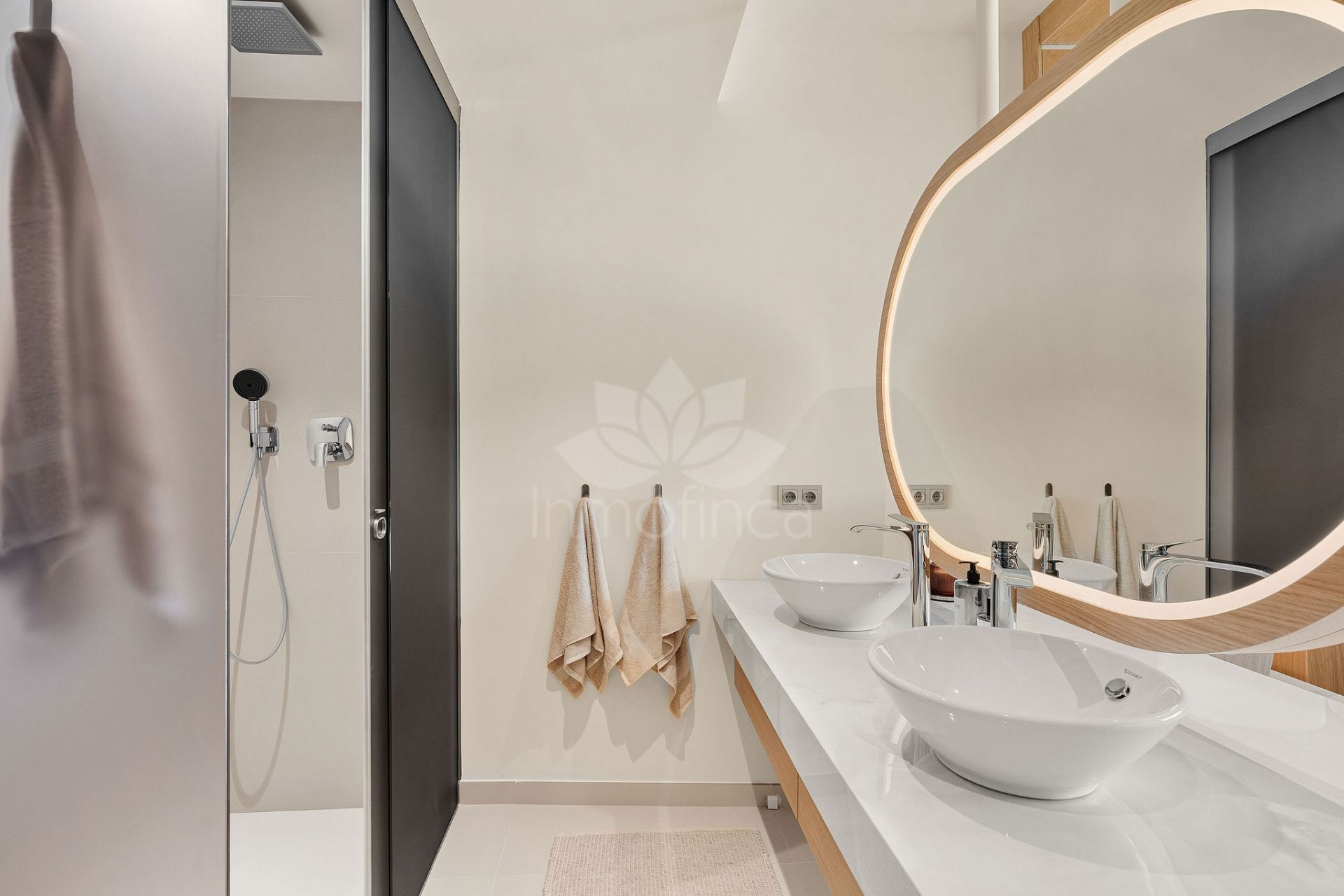 Apartment in El Higueron, Fuengirola