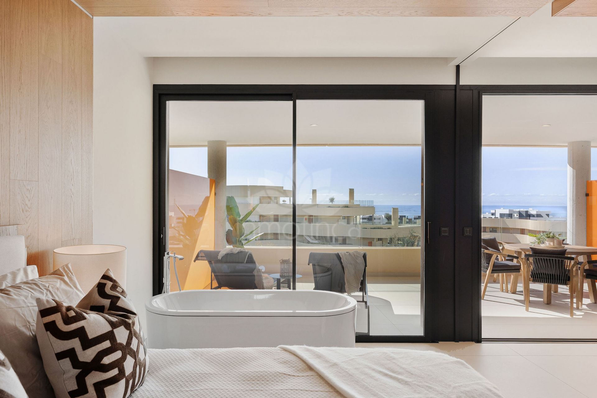 Apartment in El Higueron, Fuengirola