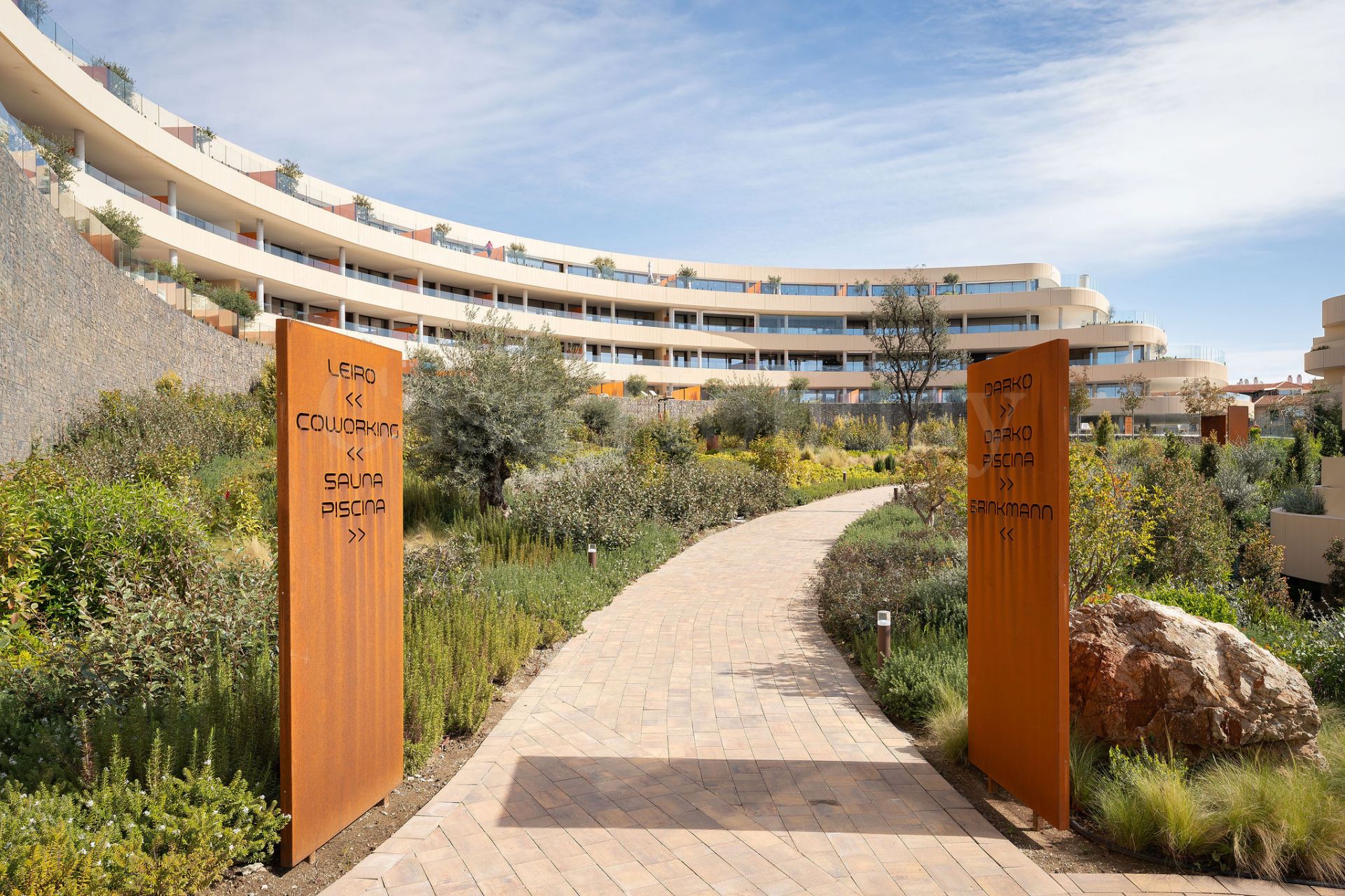 Apartment in El Higueron, Fuengirola