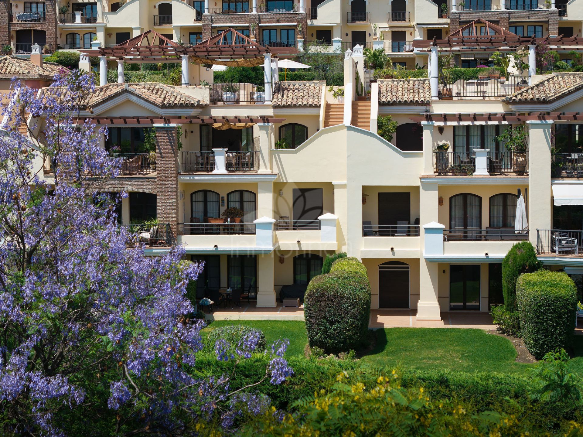 Ático en Los Arqueros, Benahavis