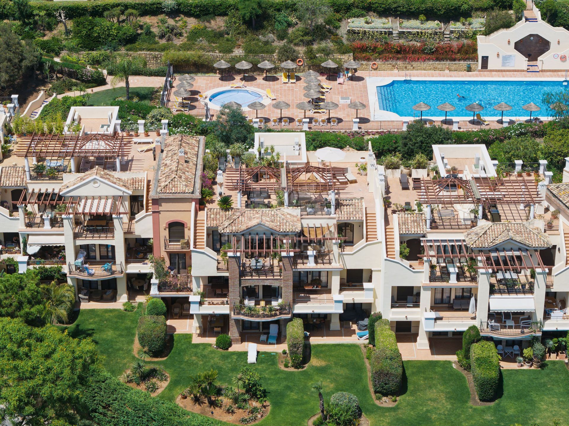 Ático en Los Arqueros, Benahavis