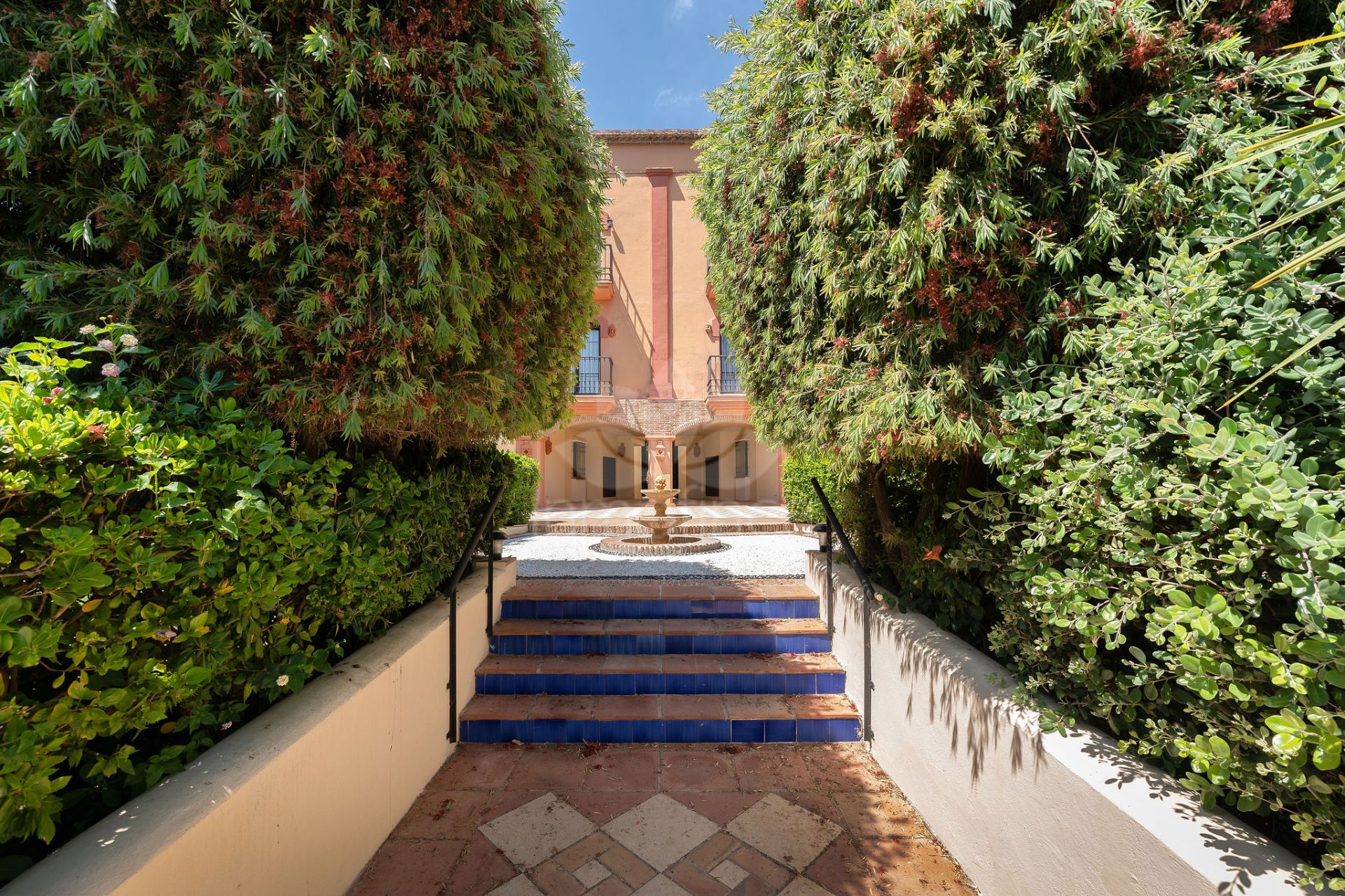 Ático en Los Arqueros, Benahavis