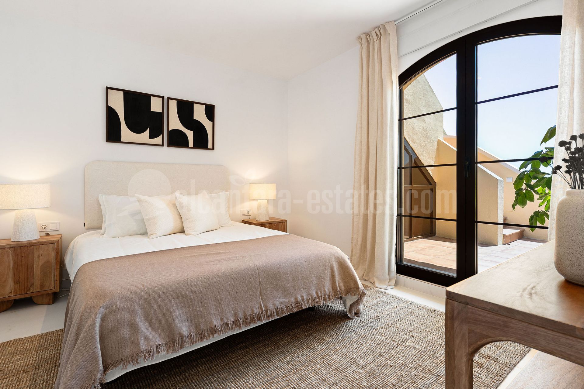 Penthouse in Los Arqueros, Benahavis