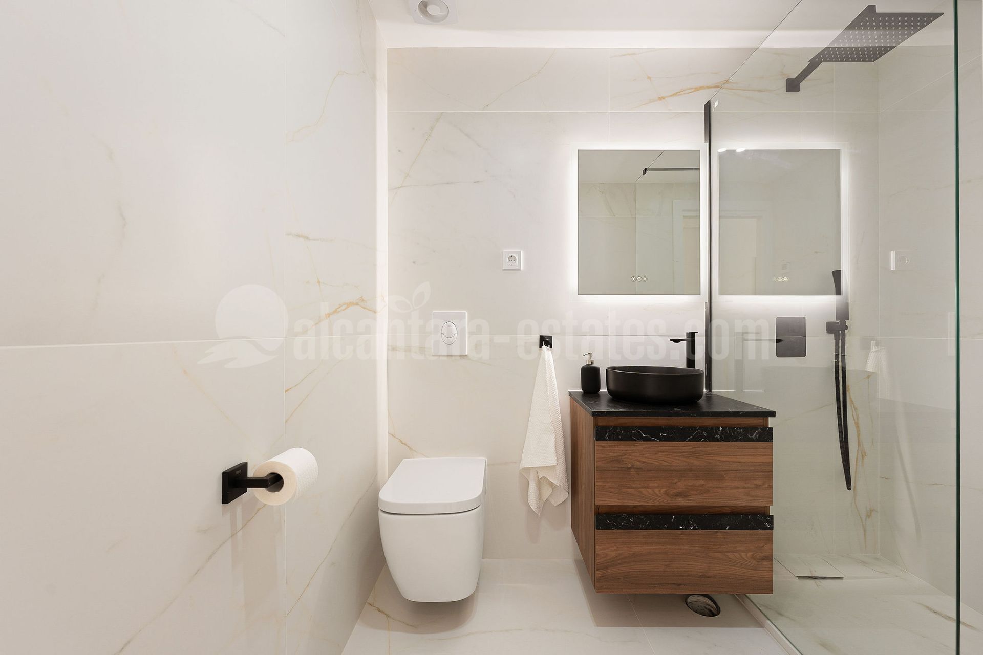 Penthouse in Los Arqueros, Benahavis