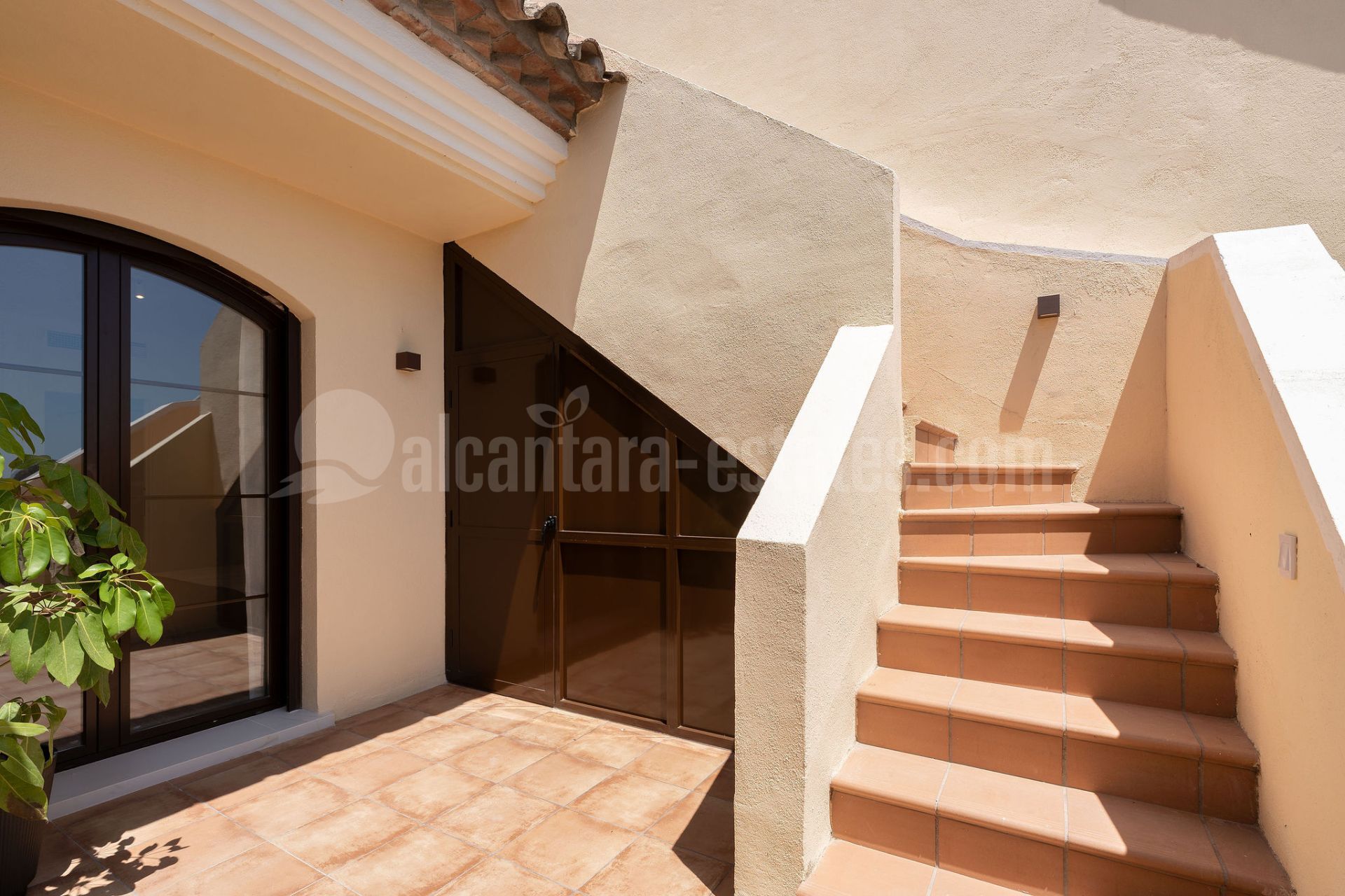 Penthouse in Los Arqueros, Benahavis