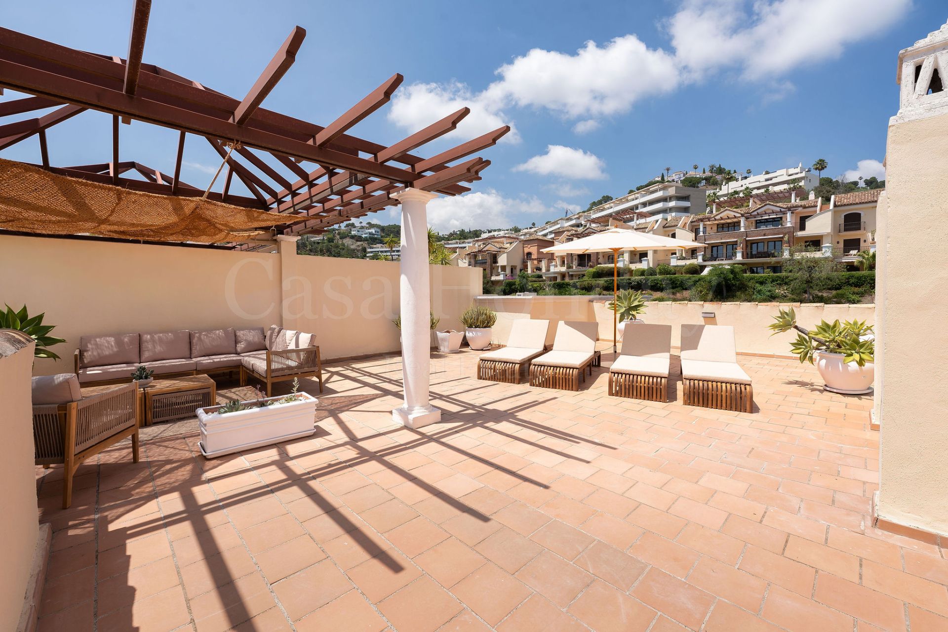 Ático en Los Arqueros, Benahavis