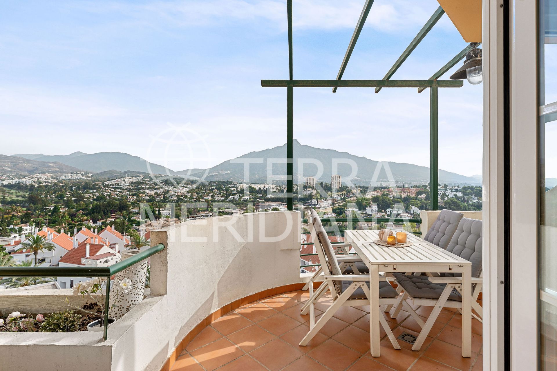 Apartment in Señorio de Aloha, Marbella