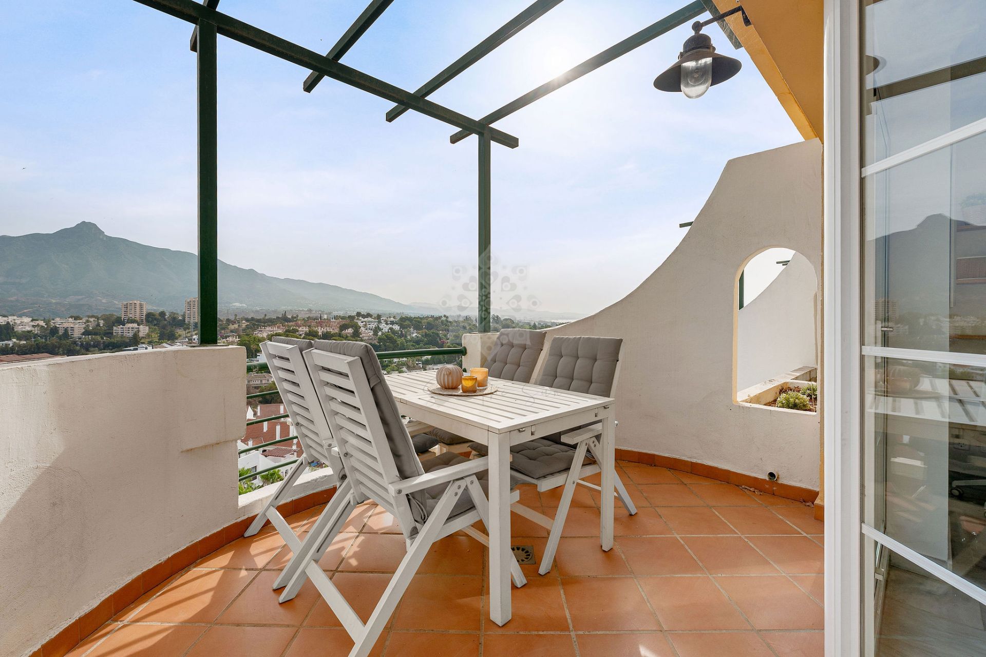 Apartamento en Señorio de Aloha, Marbella