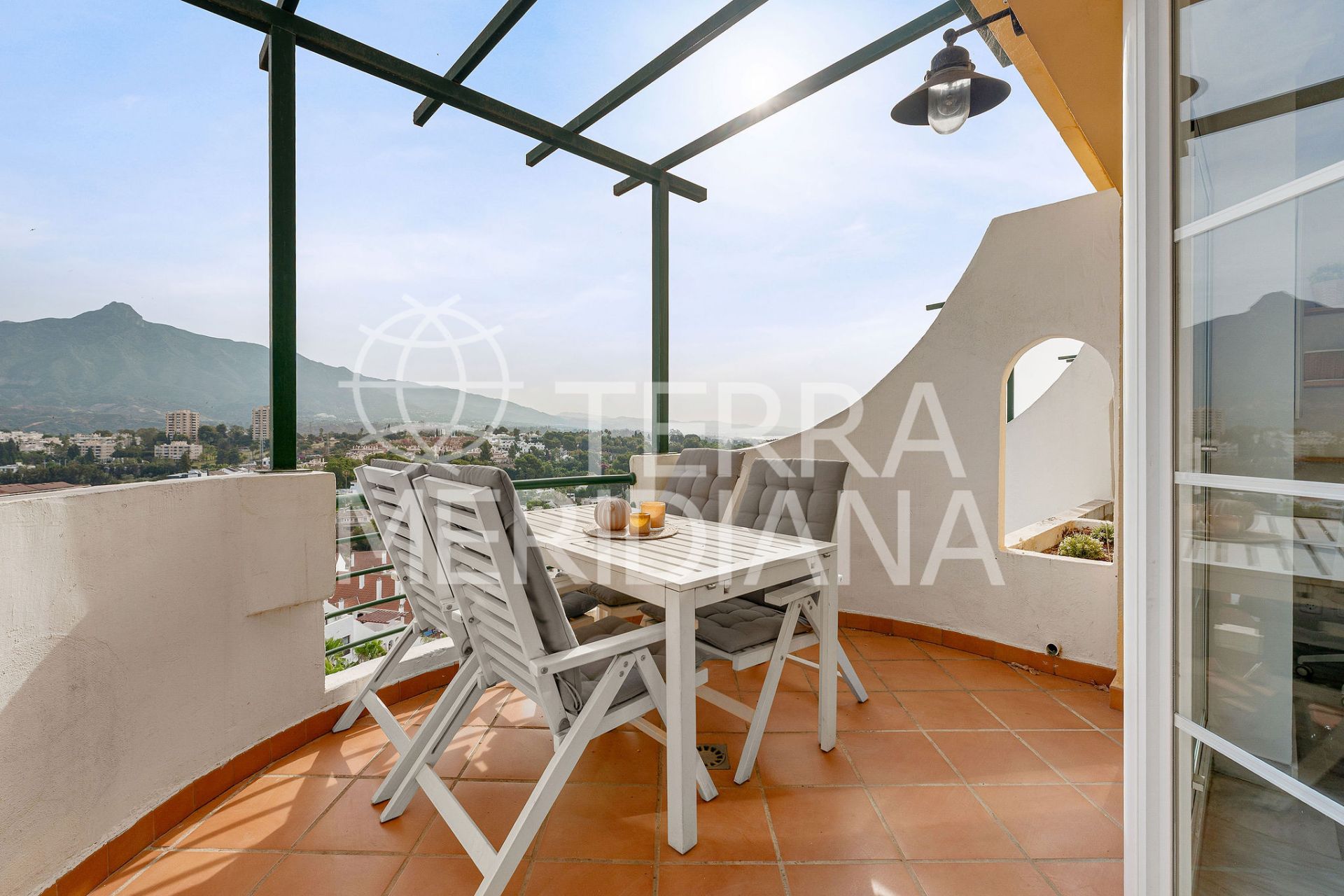 Apartment in Señorio de Aloha, Marbella