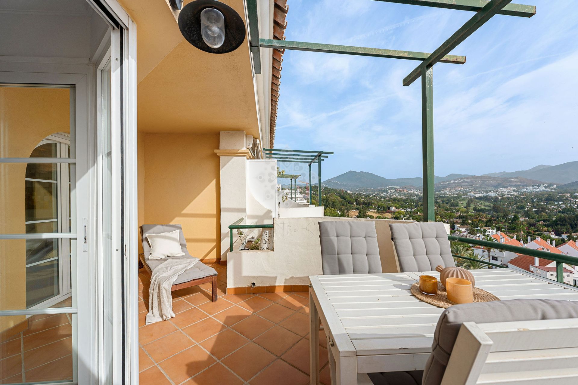Apartamento en Señorio de Aloha, Marbella