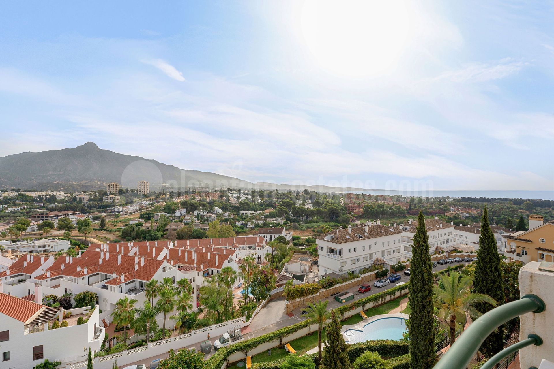 Apartment in Señorio de Aloha, Marbella
