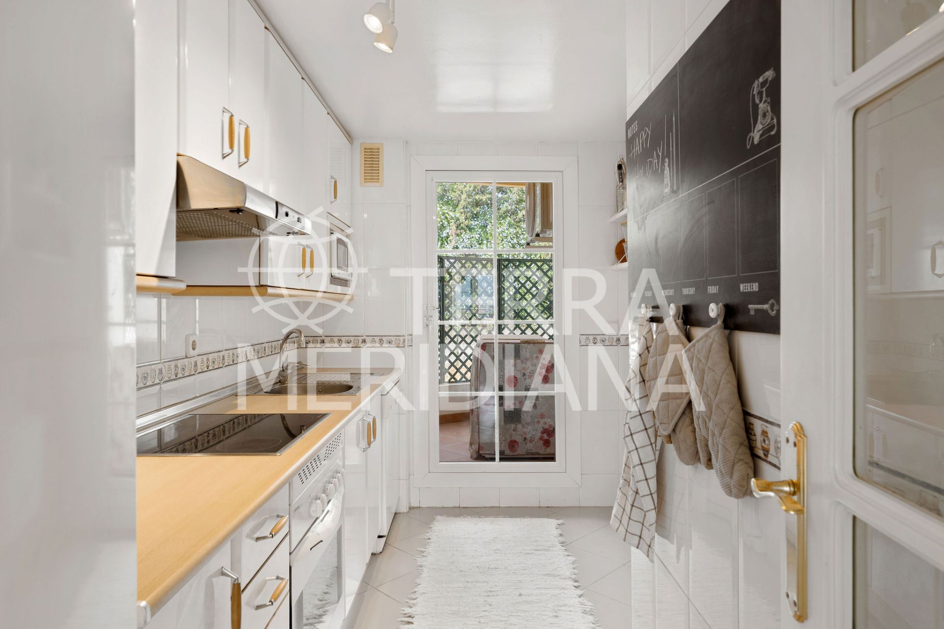 Apartment in Señorio de Aloha, Marbella