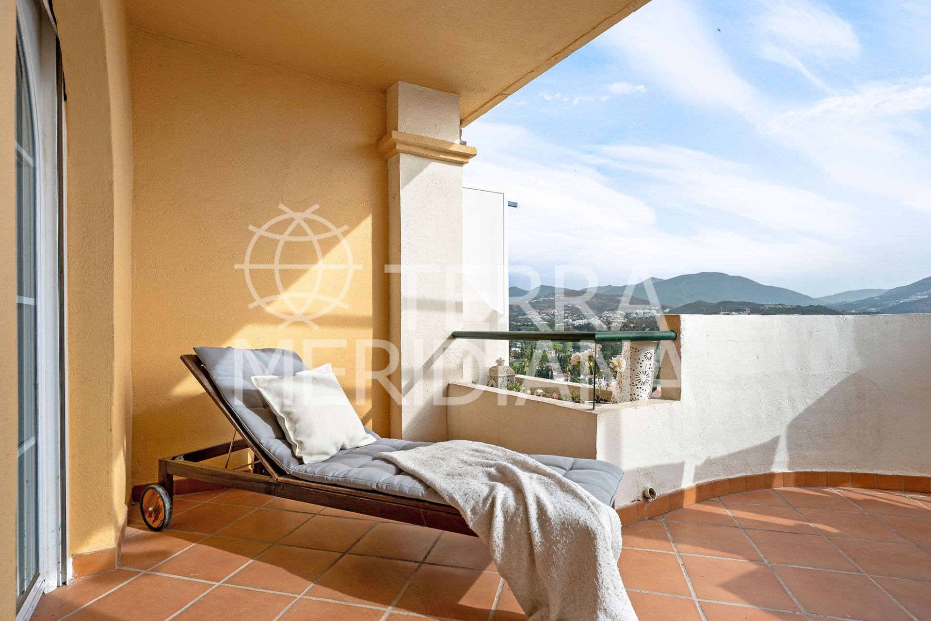 Apartment in Señorio de Aloha, Marbella