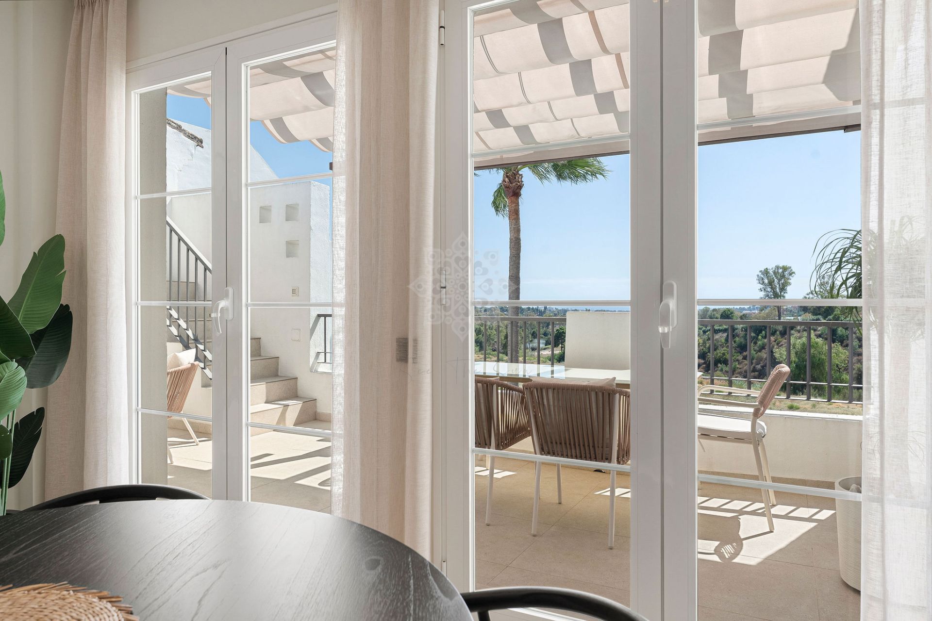 Penthouse in Los Arqueros, Benahavis