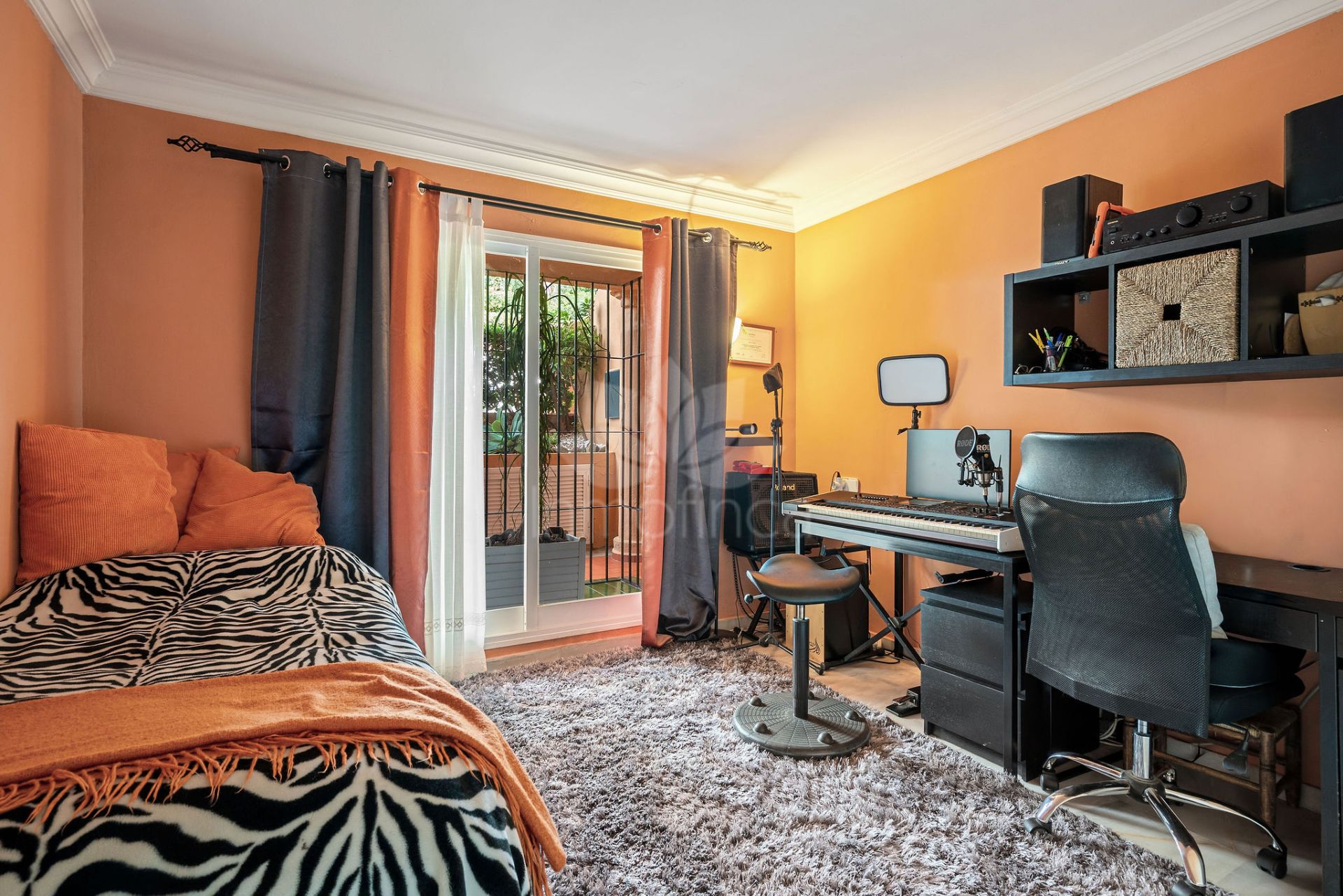 Apartment in Calahonda, Mijas Costa