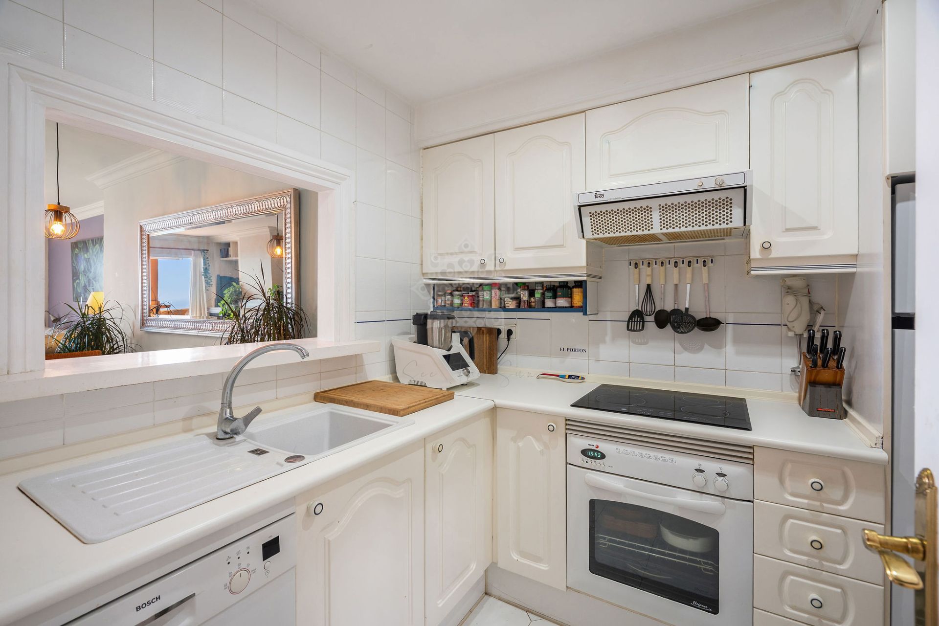 Apartment in Calahonda, Mijas Costa