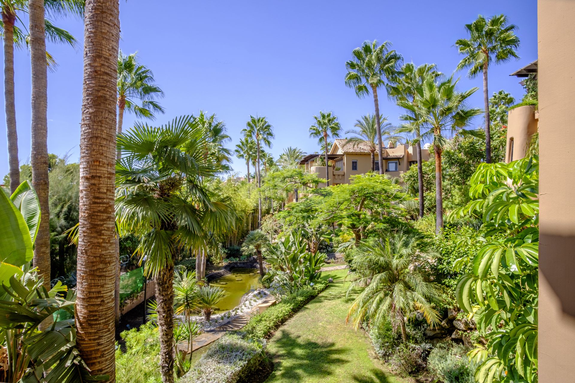 Apartment in Mansion Club, Marbella