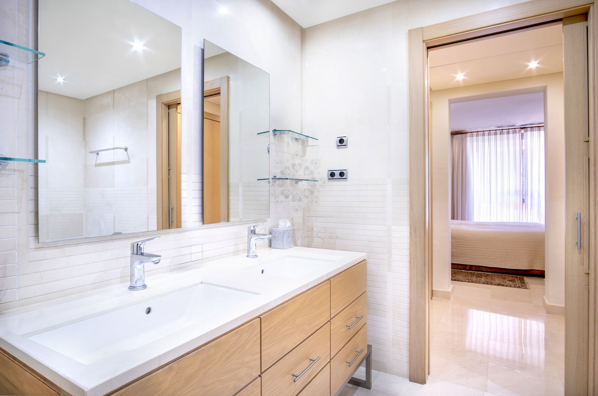 Apartment in Mansion Club, Marbella