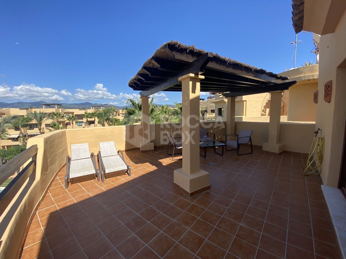 Beautiful penthouse with panoramic views, located 100 meters from the sandy beaches of Costalita!