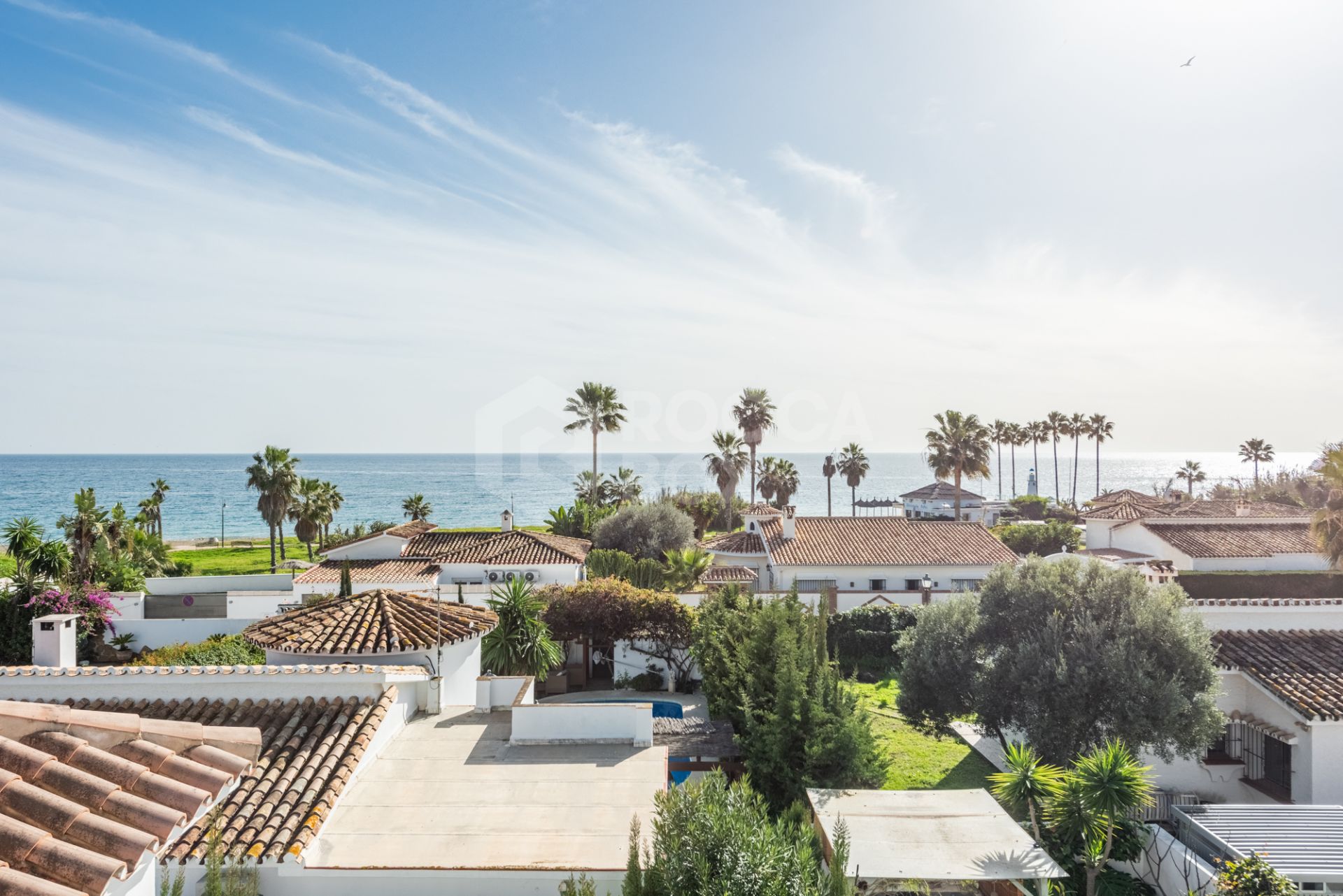 Modern Beachside Villa with Sea Views – New Golden Mile, Estepona