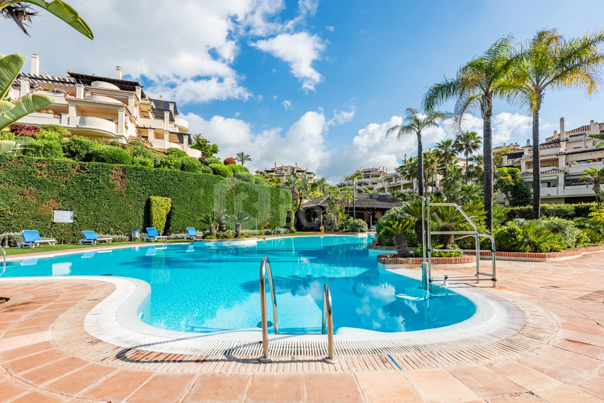 Beautiful Apartment in Capanes del Golf – A Lifestyle of Comfort and Prestige